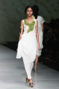 Carmanita, Bazaar Fashion Festival 2014. at Jakarta Conventioon Center. Jakarta. [Foto: Mohammad Abduh/Wolipop]