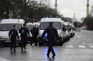 Siswa Sekolah di Dekat Toko Lokasi Penyanderaan di Paris Dievakuasi