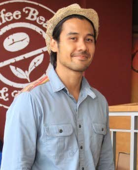 Ini Pesan Rio Dewanto dan Chicco Jerikho di Film Filosofi Kopi