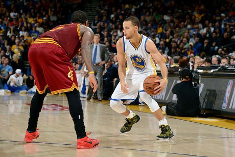 Warriors Kalahkan Cavs, Spurs Atasi Suns