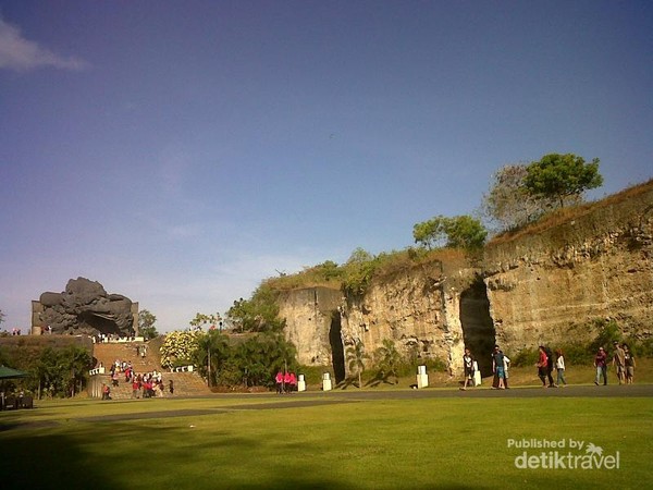 Jalan Jalan Di Bali Jangan Lupa Ke Gwk