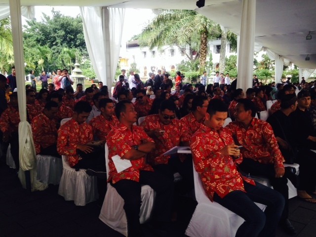 Ini Pesan Aher ke Pengusaha Soal Rupiah Keok Terhadap Dolar