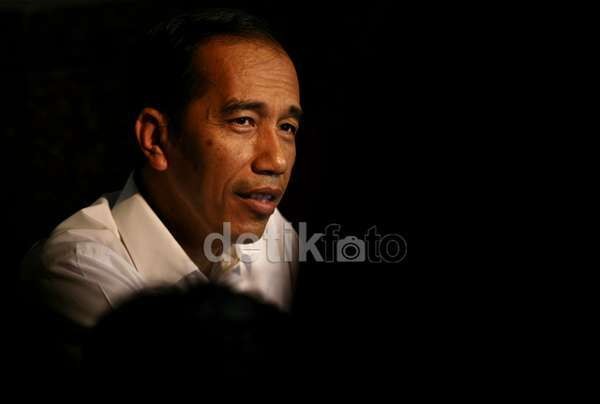 Hapus Subsidi Bensin Premium, Jokowi: Saya Bekerja Tidak Untuk Popularitas!