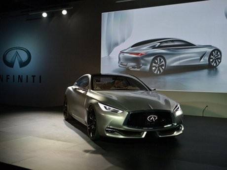 Sedan Mewah Infiniti Q60