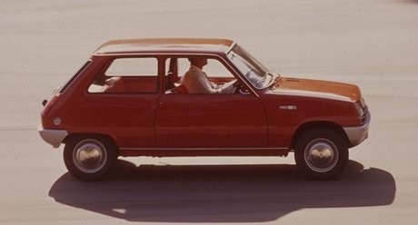 Renault Kembangkan City Car Bertampang Retro