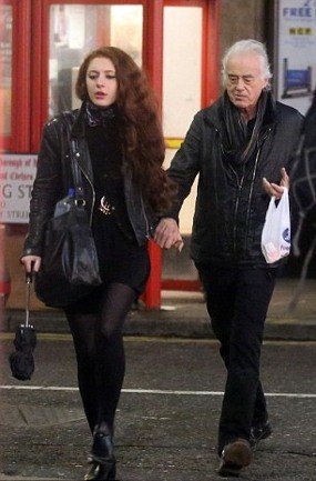 Cantiknya Pacar Gitaris Led Zeppelin yang Lebih Muda 46 Tahun