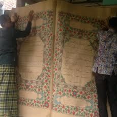 Al Quran Raksasa Ditemukan Warga Sidoarjo