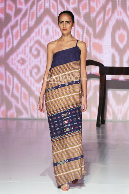 Oscar Lawalata Couture Timor. Bazaar Fashion festival 2014. at Jakarta Convention Center. Jakarta. [Foto: Mohammad Abduh/Wolipop]
