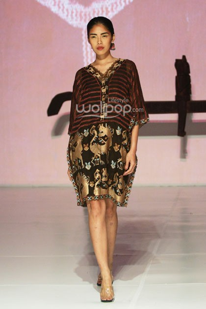 Oscar Lawalata Couture Timor. Bazaar Fashion festival 2014. at Jakarta Convention Center. Jakarta. [Foto: Mohammad Abduh/Wolipop]