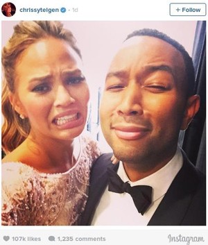 Reaksi John Legend Saat Wajah Sedih Istrinya Jadi Lelucon di Internet