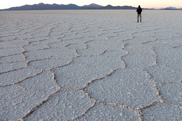 Aneh Tapi Nyata, Pemandangan di Bolivia Seperti di Planet Lain
