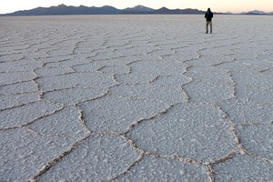 Aneh Tapi Nyata, Pemandangan di Bolivia Seperti di Planet Lain