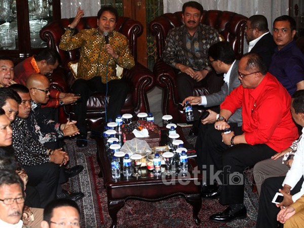 Komisi III Datangi Rumah Komjen Budi Gunawan