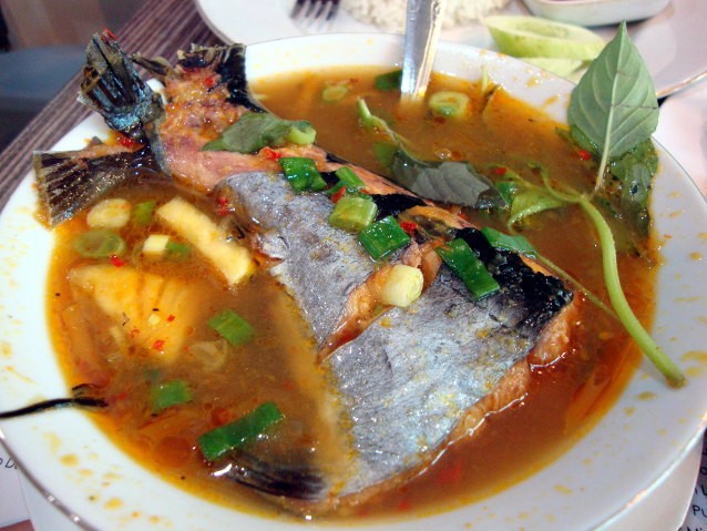 Sluurp, Gurih Hangat Pindang Patin a la Wong Kito