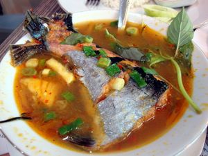 Sluurp, Gurih Hangat Pindang Patin a la Wong Kito Sluurp, Gurih Hangat Pindang Patin a la Wong Kito