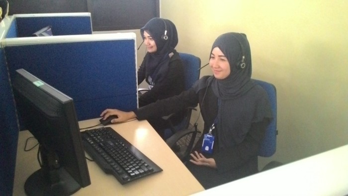 Bima Arya Launching SMS dan Call Center, Petugasnya 2 Wanita Cantik ini
