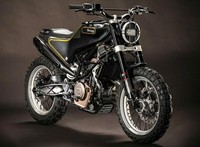 Husqvarna Svartpilen 'Black Arrow' yang mengusung ban Knobbly (pacul) siap menjadi pesaing Ducati Scrambler. Istimewa/KTM.