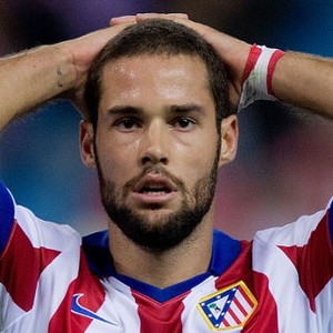 Simeone Tak Mau Lepas Mario Suarez
