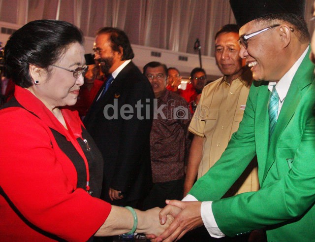 Malam Jumat, Para Ketum Bahas Komjen Budi di Rumah Megawati