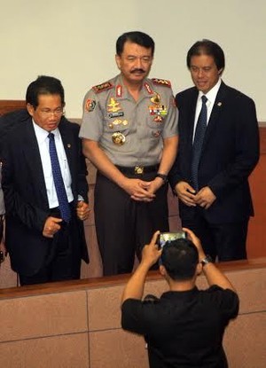 Wajah Datar Komjen Budi di Paripurna DPR
