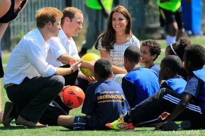 Kate Middleton, Pangeran William dan Harry Akhirnya Punya Akun Twitter