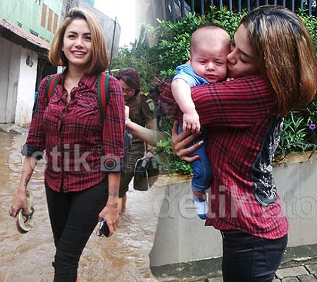 Momen-momen Nikita Mirzani Saat Masuk Penjara, dari Happy Face hingga Kebanjiran