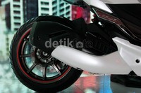 Modifikasi yang dilakukan pada motor ini fokus di kaki-kaki..