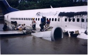 Mengenang Garuda GA421 yang Selamat Mendarat di Sungai Bengawan Solo