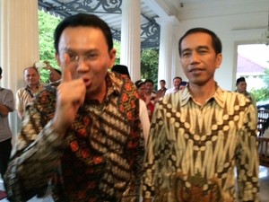 Jokowi Masuk ke Ruangan Ahok: Ditunjukin Koleksi Baru Pak Gubernur