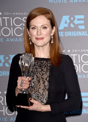 Julianne Moore Diganjar Aktris Terbaik Critics Choice Awards