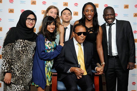 Muhammad Ali Masuk Rumah Sakit Lagi, Kondisinya Stabil