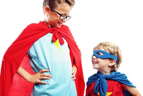 Ini Pesan Psikolog Saat Ortu Belikan Kostum Karakter Kartun untuk Anak