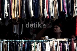 Malaysia Paling Banyak Kirim Pakaian Bekas ke Indonesia
