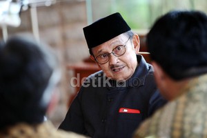 Habibie: Budi Gunawan Harus Akui Tak Bisa Emban Tugas Kapolri