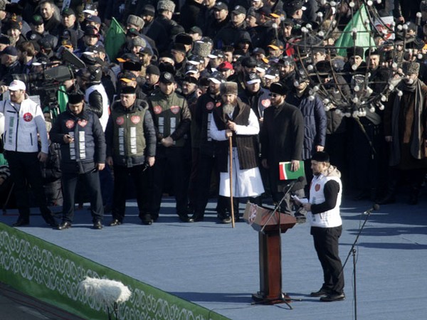 Warga Chechnya Protes Charlie Hebdo