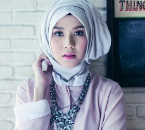Sukses Jual Hijab, Zaskia Mecca Siap Kembangkan Bisnisnya di 2015