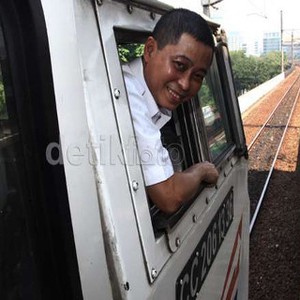 Menhub Jonan: Kasihan, Banyak Orang di Luar Jawa Belum Pernah Lihat Kereta