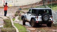 Di Indonesia, Jeep Wrangler dibanderol mulai dari Rp 790 juta hingga Rp 1,015 miliar off the road. Harga itu tergantung dengan varian Jeep Wrangler 2015.