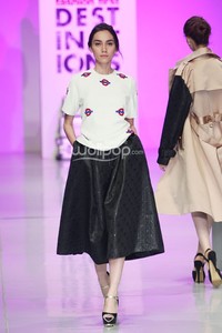 Rinda Salmun Fashion First. Bazaar Fashion festival 2014 at Jakarta Convention Center. Jakarta. [Foto: Mohammad Abduh/Wolipop]
