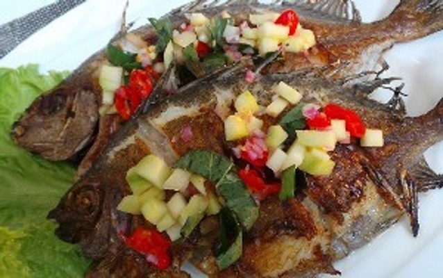 Daripada Beli, Lebih Baik Bikin Sendiri Ikan Bakar yang Gurih Enak