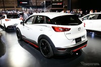 Untuk mobil yang ditampilkan di Tokyo Auto Salon itu CX-3 dibekali dengan mesin 1.5 liter SKYACTIV-D diesel. Berapa torsi dan daya kudanya juga masih disembunyikan Mazda. Pool/dok Response.