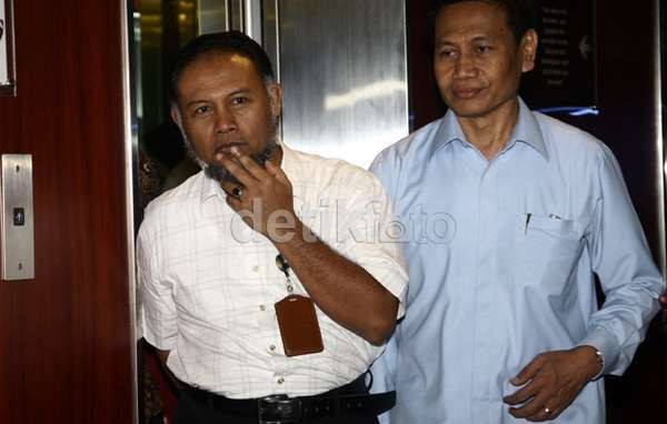 Bareskrim Tangkap Wakil Ketua KPK Bambang Widjojanto Bareskrim Tangkap Wakil Ketua KPK Bambang Widjojanto