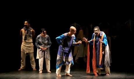 Hiroshi Koike Riset Pertunjukan Mahabharata dari Buku