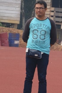 Rutin Jalan Kaki Sambil Bawa Dumbbell, Bobot Ike Sukses Turun 17 Kg