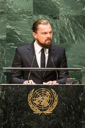 Asmara Leonardo DiCaprio dan Rihanna Tak Serius