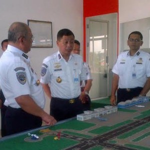 Daripada Kereta Cepat di Jawa, Jonan Pilih Bangun KA di Aceh Sampai Papua
