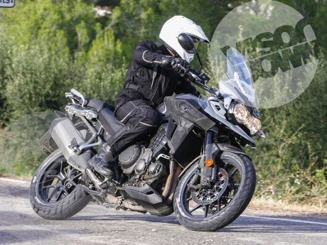 Triumph Tiger Explorer Terbaru Muncul di Jalanan