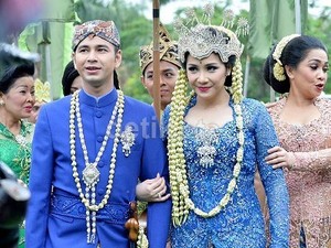 Raffi Menangis Lihat Hasil Test Pack Positif Nagita