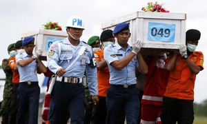 Pembayaran Asuransi Pesawat QZ8051 Terkendala Dokumen Ahli Waris Keluarga