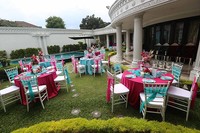 Suasana fuscia dan biru mewarnai dekorasi acara. Pool/Akew/detikFoto.